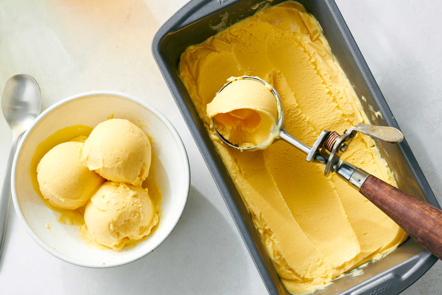 Easy 4-Ingredient Mango Soft Serve: Delicious Blender Recipe